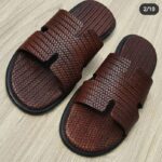Blusher leather slippers